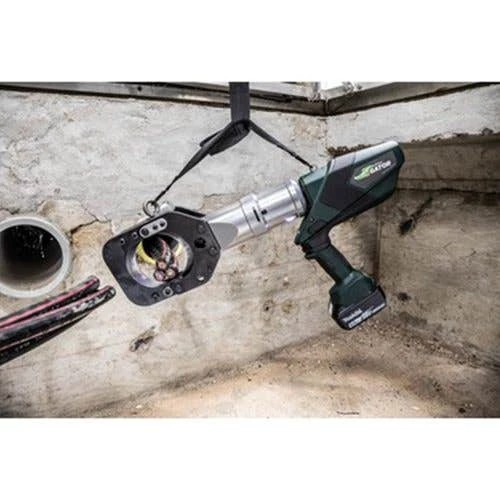 Greenlee 18V Gator 105mm Guillotine Remote Cable Cutter Kit ESG105LXR11 - Image 4